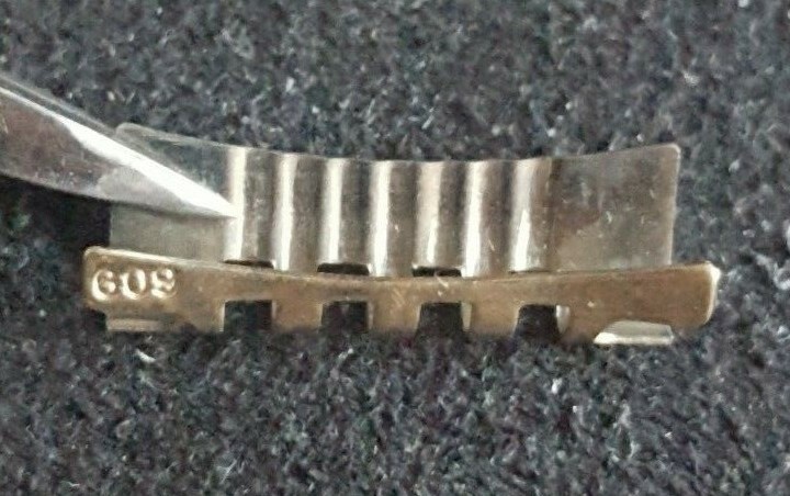 Omega Gold Plated Shiny-Brush Finish End Piece Number 609
