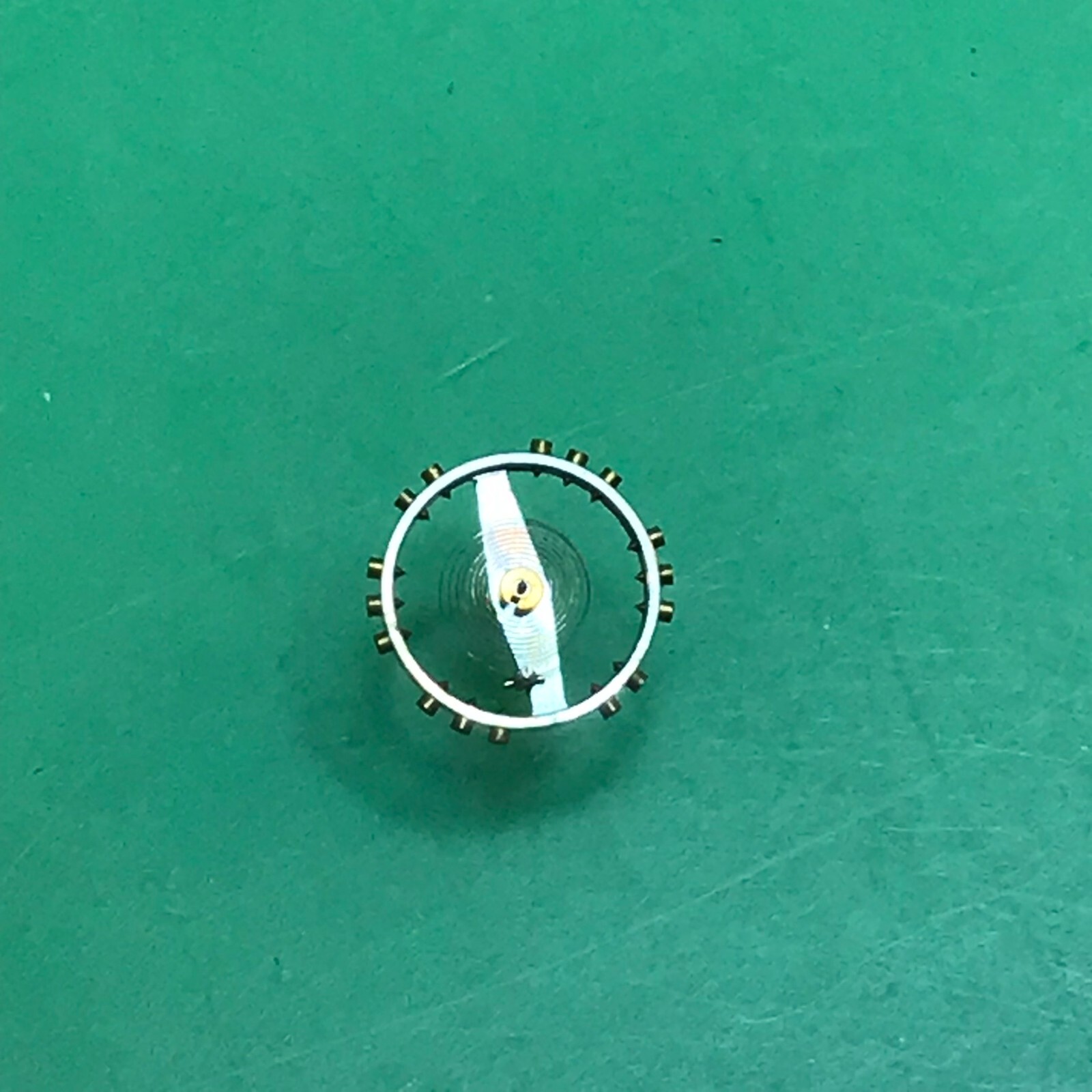 Fleurier FEF Cal. 250 Balance Wheel w/Hairspring Original Watch Parts Q695