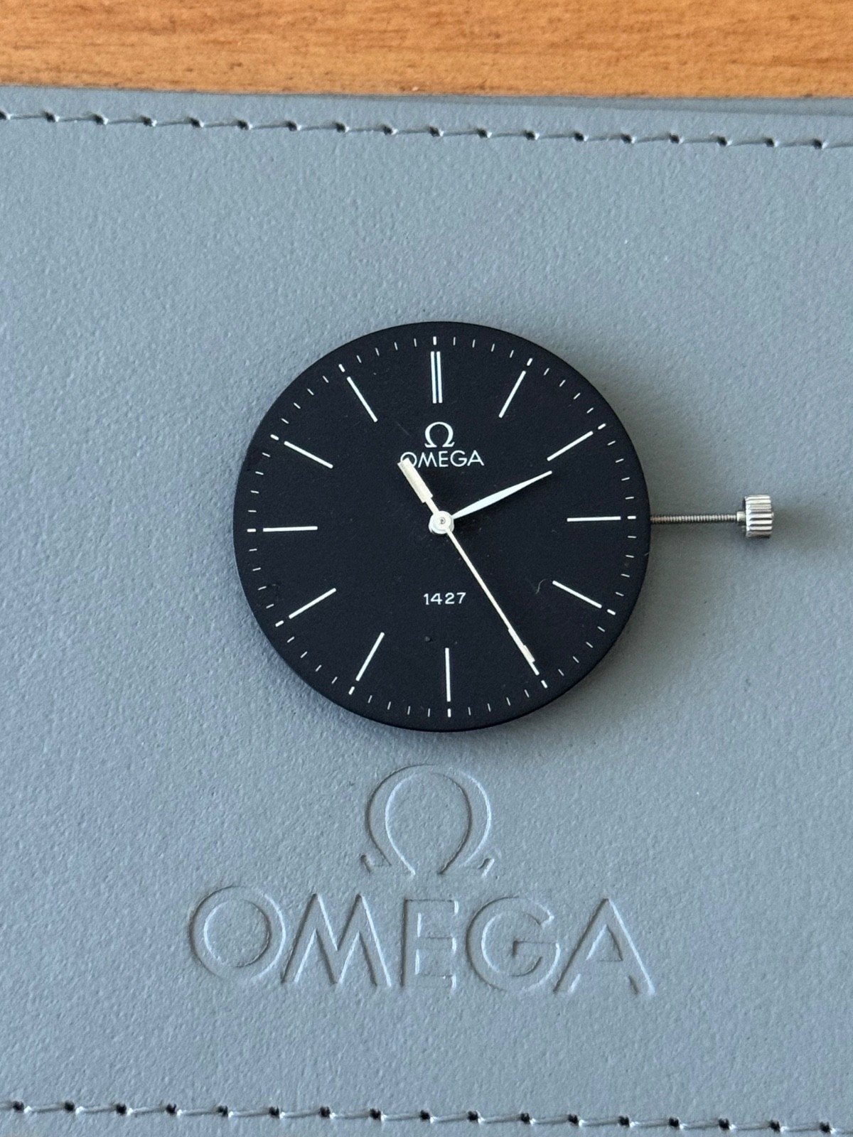 Omega 1427 Quartz Movement – Not Tested – Selling for Parts