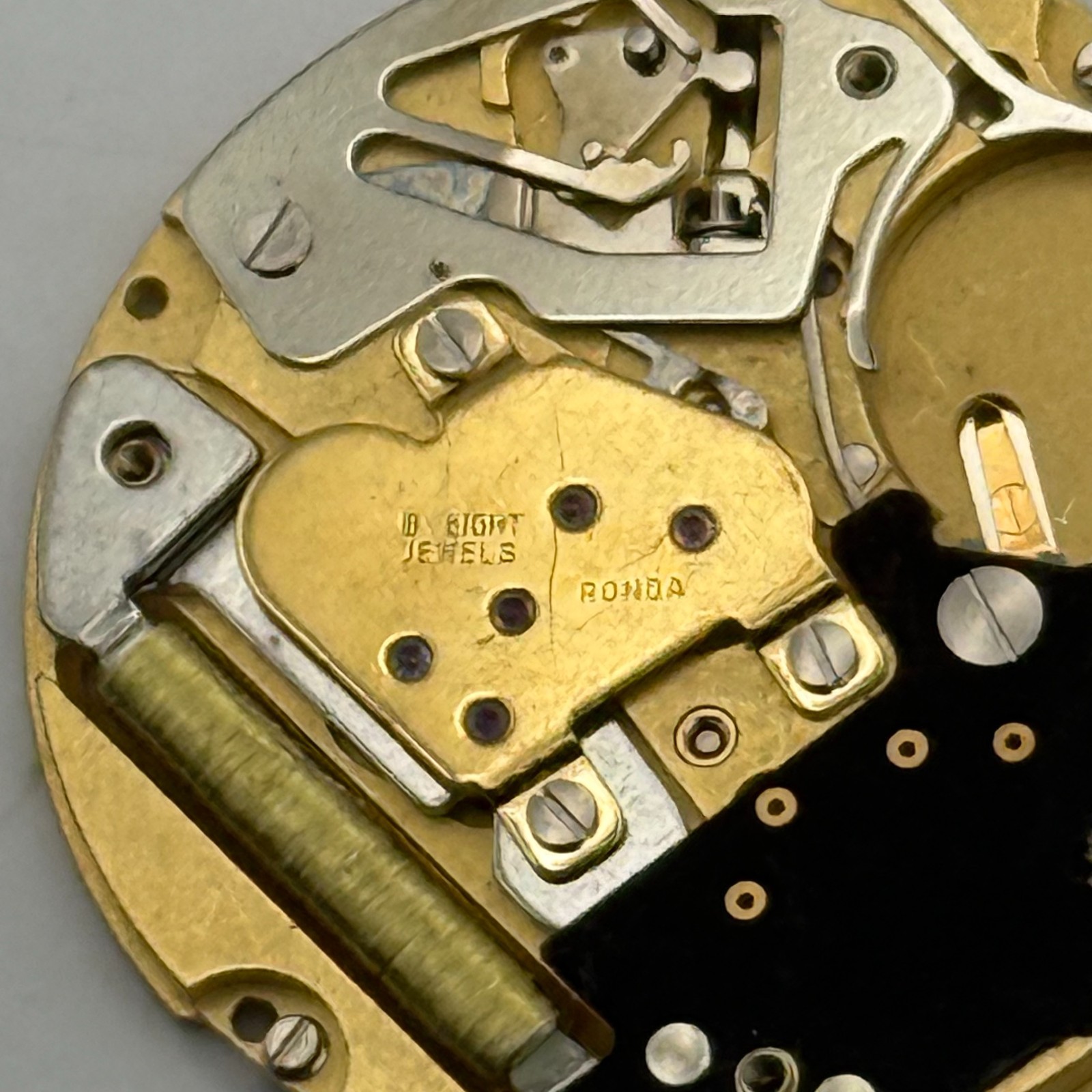Ronda 1006 Watch Movement Quartz Swiss Date 8 Jewels Vintage Parts Repair 23.8mm