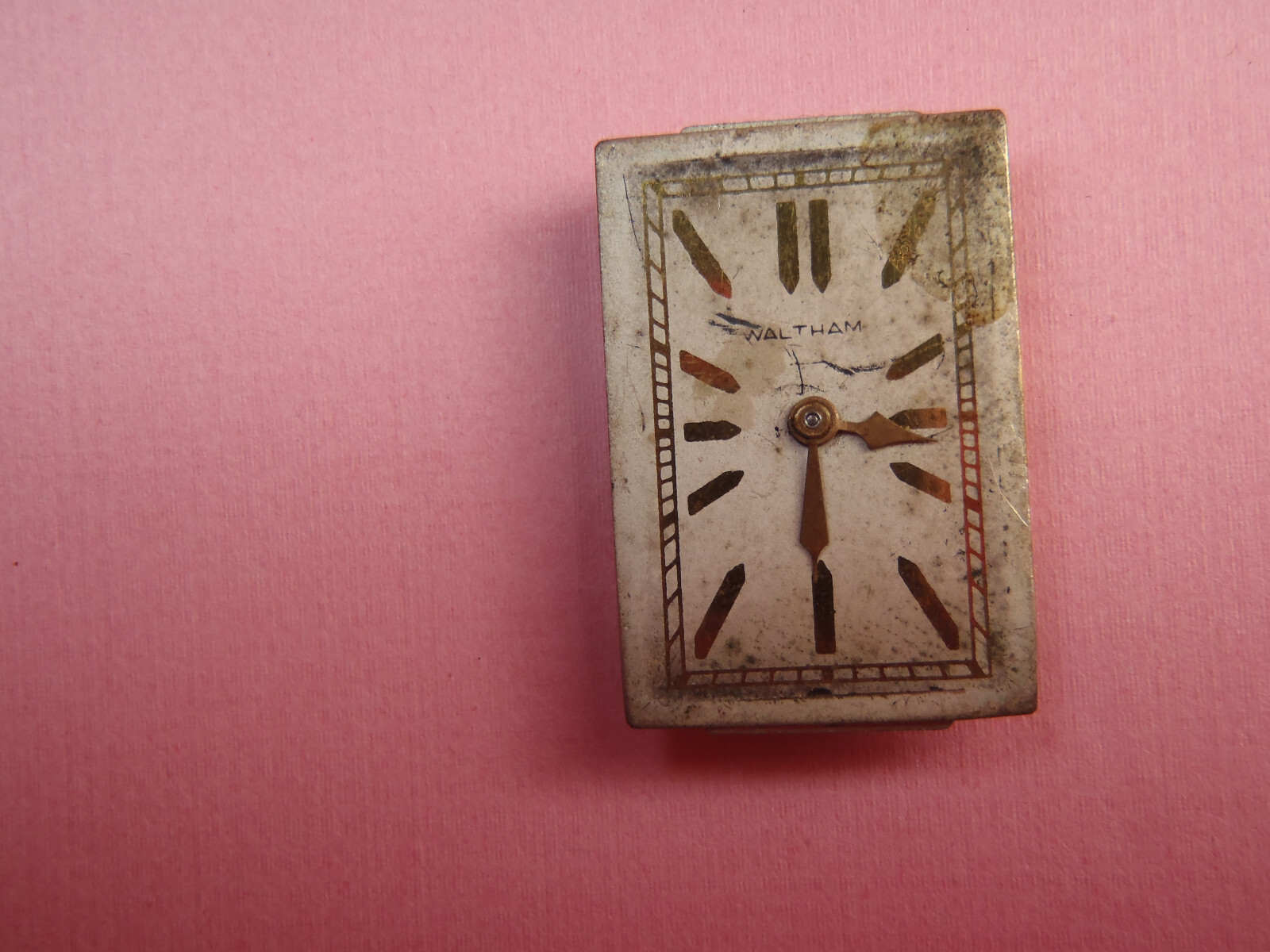 WALTHAM WATCH MOVEMENT WIND-UP 17 Jewel #28580971 BALANCE ROTATES