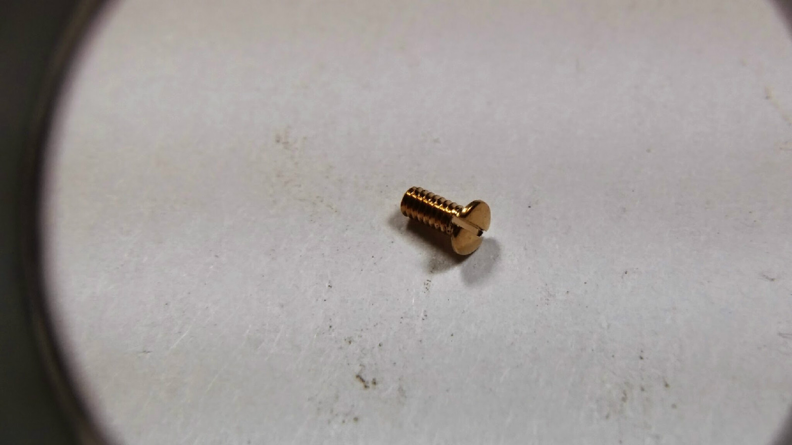 18k gold screw, head 2.35mm, length 3.65mm – 1 per order. thread 1.4mm for Patek