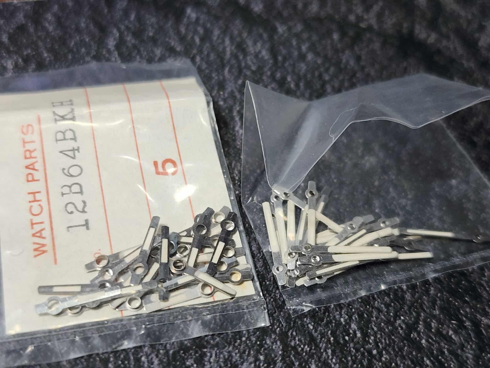 NOS GENUINE HOUR MINUTE HANDS SEIKO POGUE 6139-6002 6139-6005 6139-6015