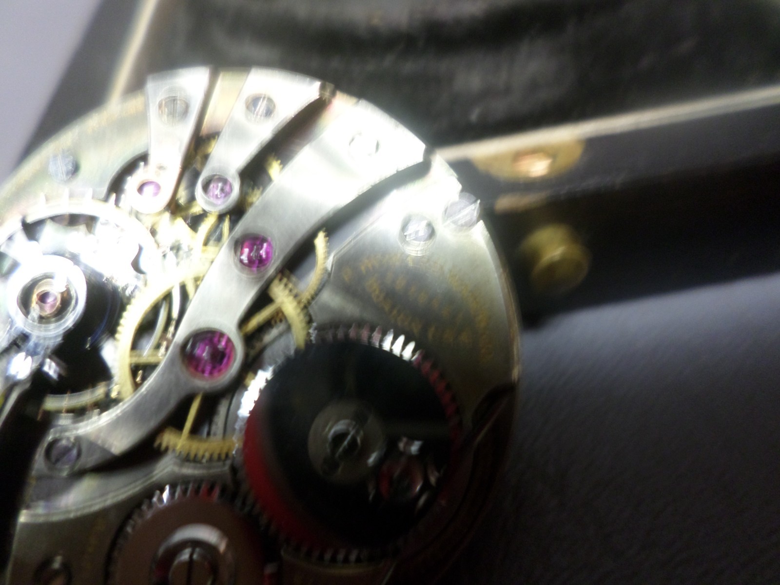 16 S HOWARD POCKET WATCH MOVEMENT 21 JEWEL W/ BOX – 5 POSITION – ADJUSTED