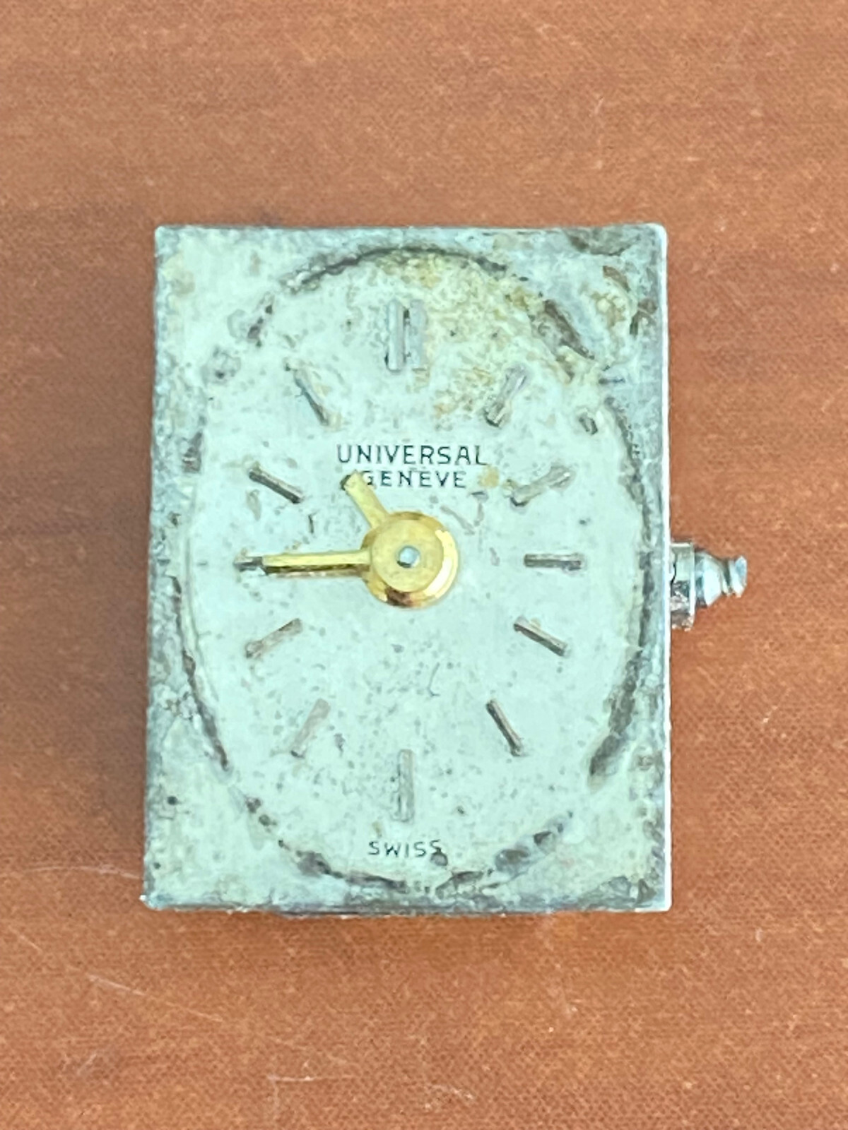 VINTAGE LADIES UNIVERSAL GENEVE WRIST WATCH MOVEMENT, CAL. 01, NOT RUNNING,