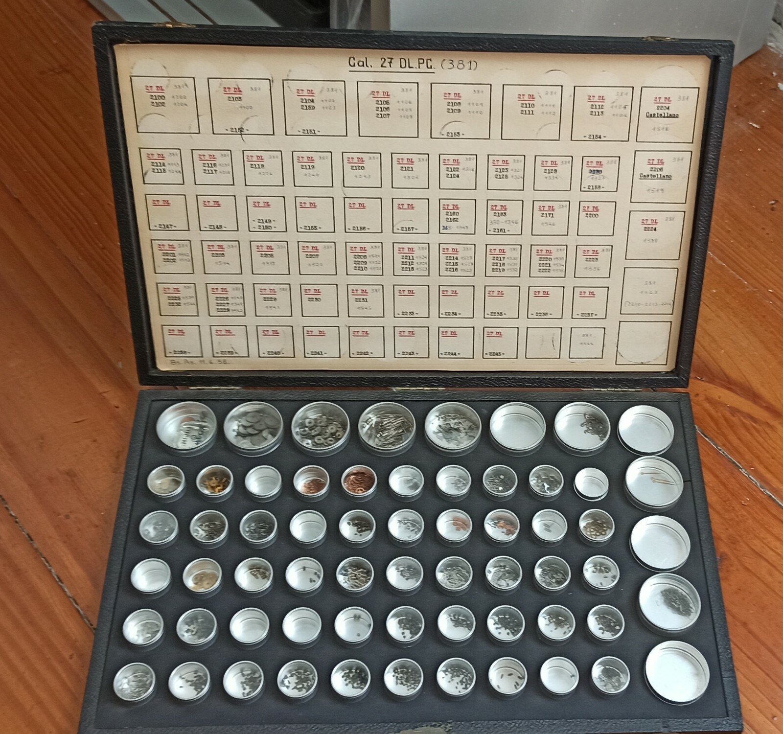 Omega caliber 381 triple calendar moonphase NEW OLD STOCK Parts check the list!