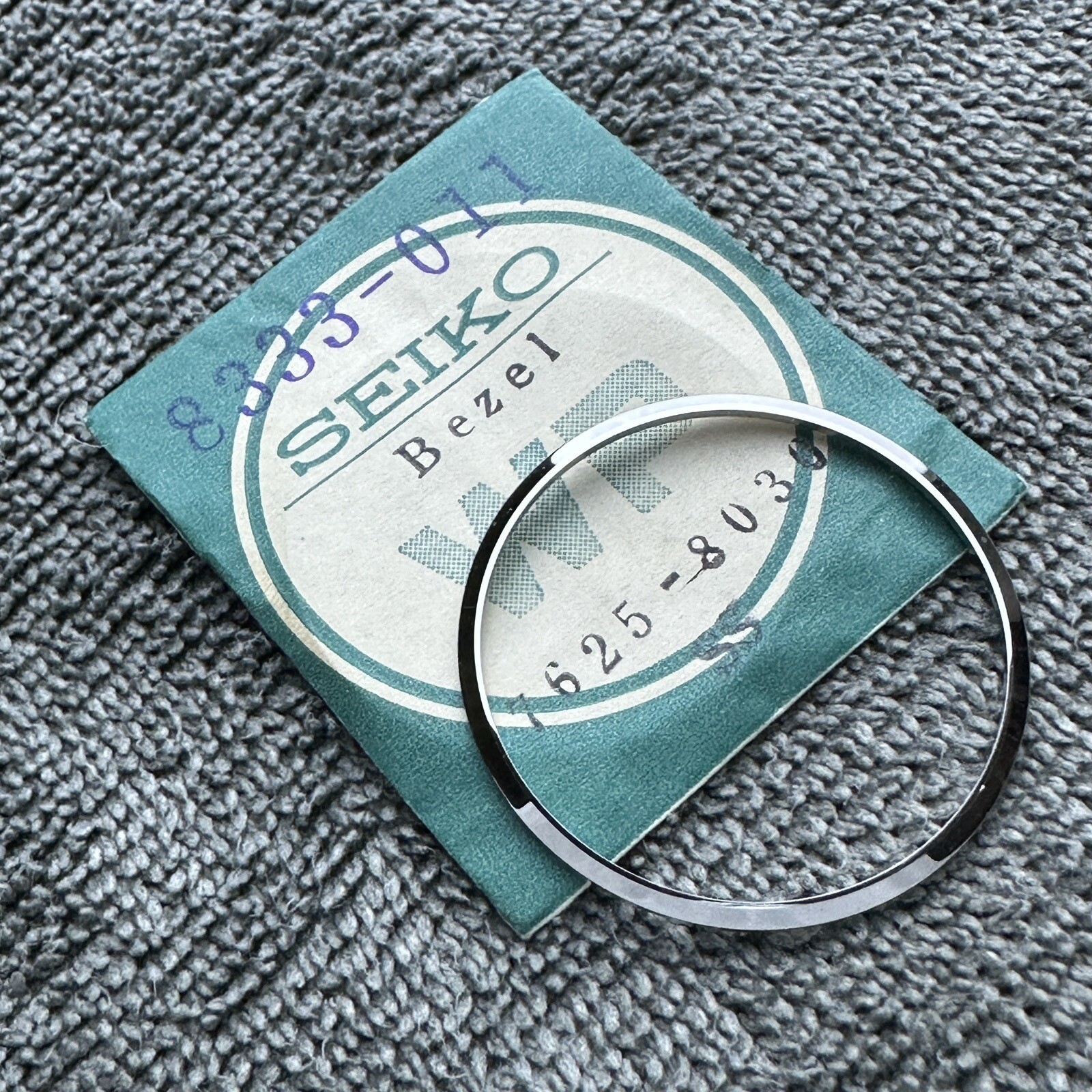 NEW OLD STOCK GENUINE BEZEL FOR VINTAGE SEIKO 7625-8030, 7625-8031, 7625-8033 SS