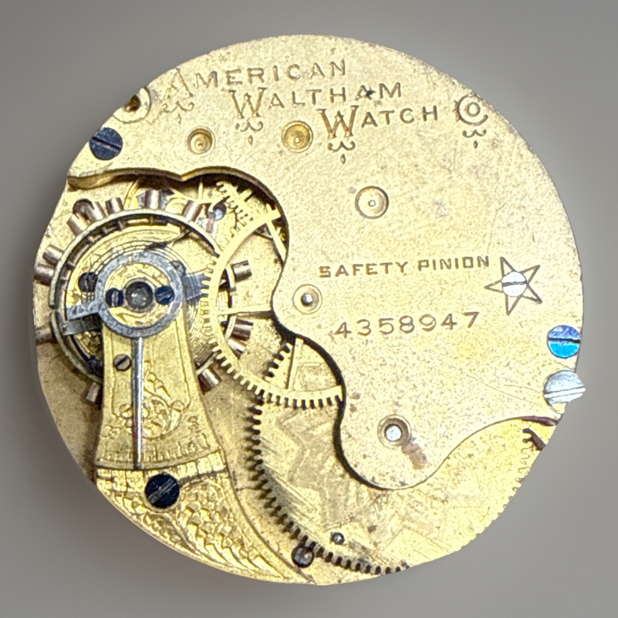 American Waltham Watch Co. Antique Pocket Watch Movement & Dial ✨