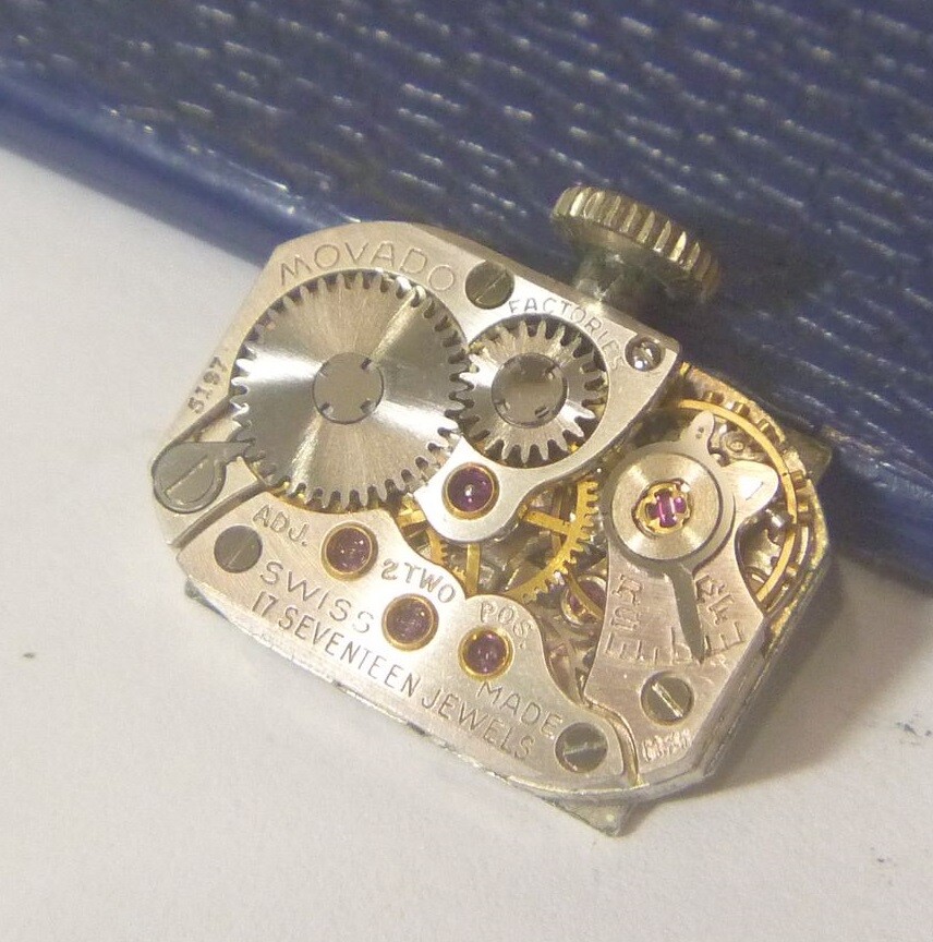 1940s Movado Factories Ladies 17 Jewels 5 x 7 Ligne Size Mov’t Dial Hands !!