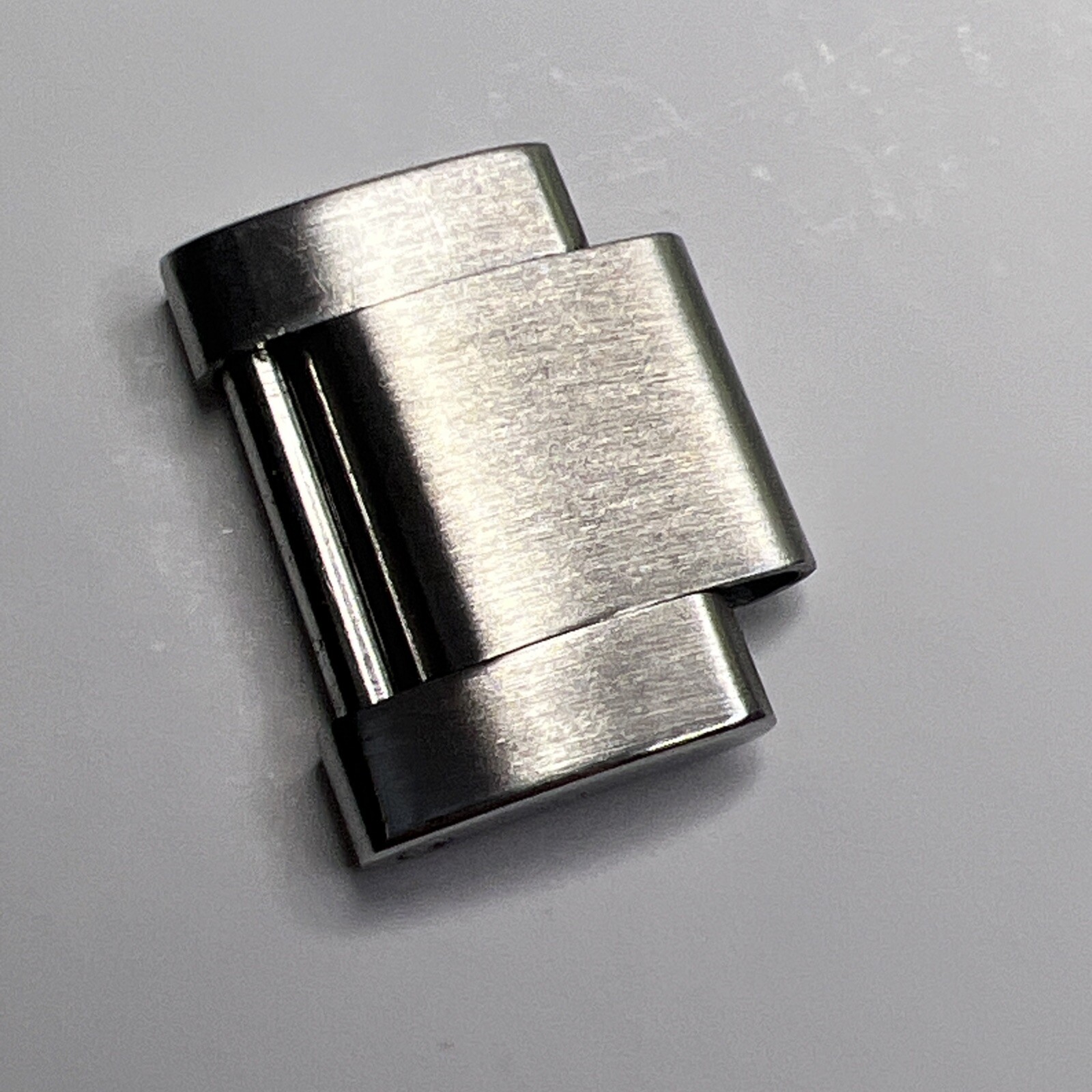 Authentic ROLEX 15.5mm Stainless Steel Oyster Link & Screw For 114270 Explorer
