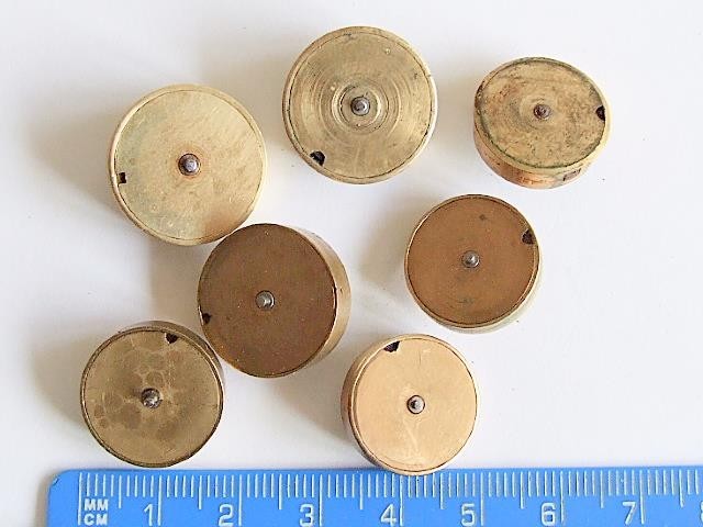 Antique English pocket watch barrels with good springs. Parts