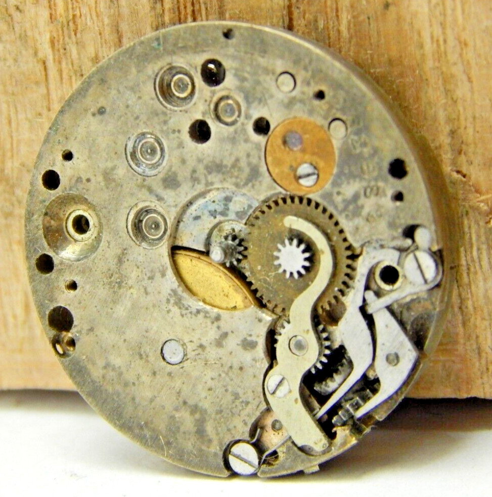 Vintage Imperial 15 jewel 2 adjustment 8/0s watch movement Damaskeened swiss