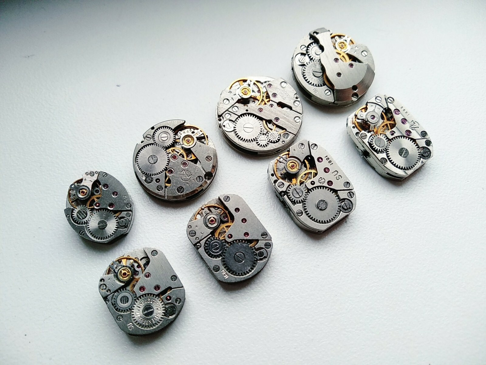 LOT of 32 Mixed Types Watch Vintage Movements Steampunk Art Gear