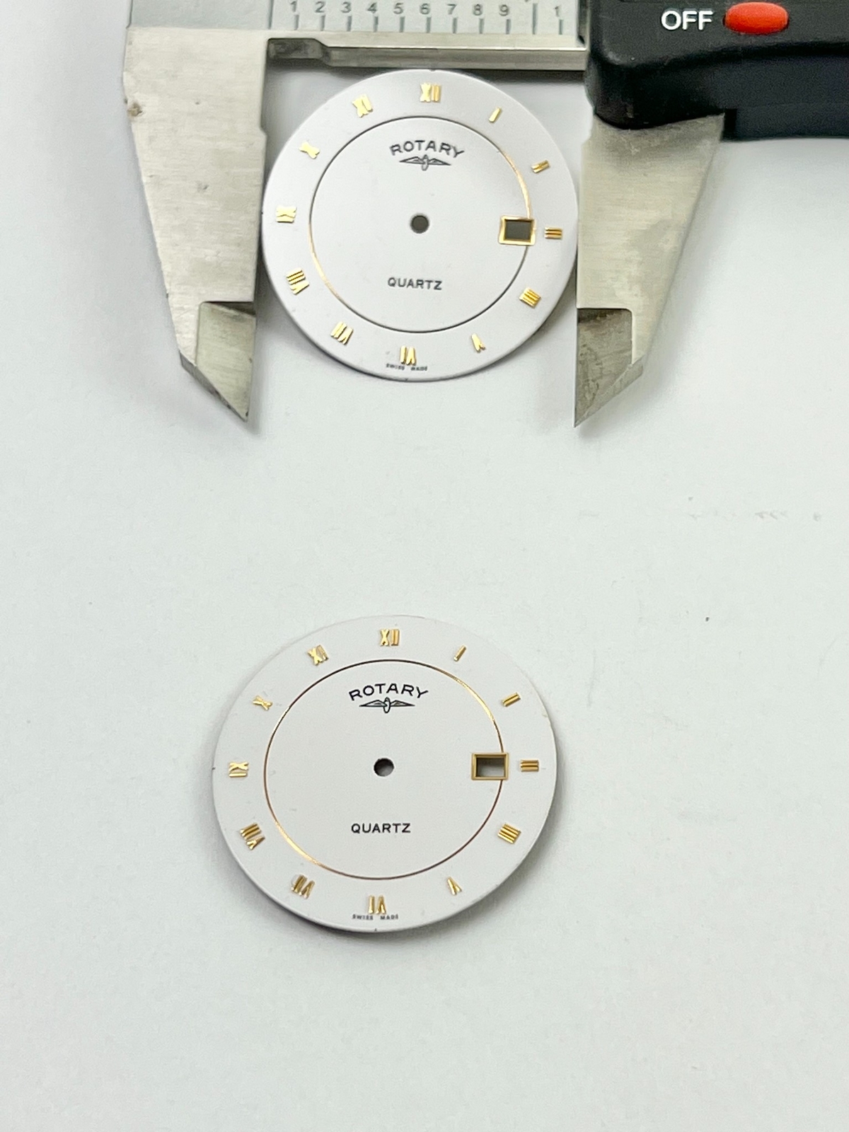 New Rotary Watch Dial Disc White & Gold Large Quartz Swiss Made 30mm Wristwatch