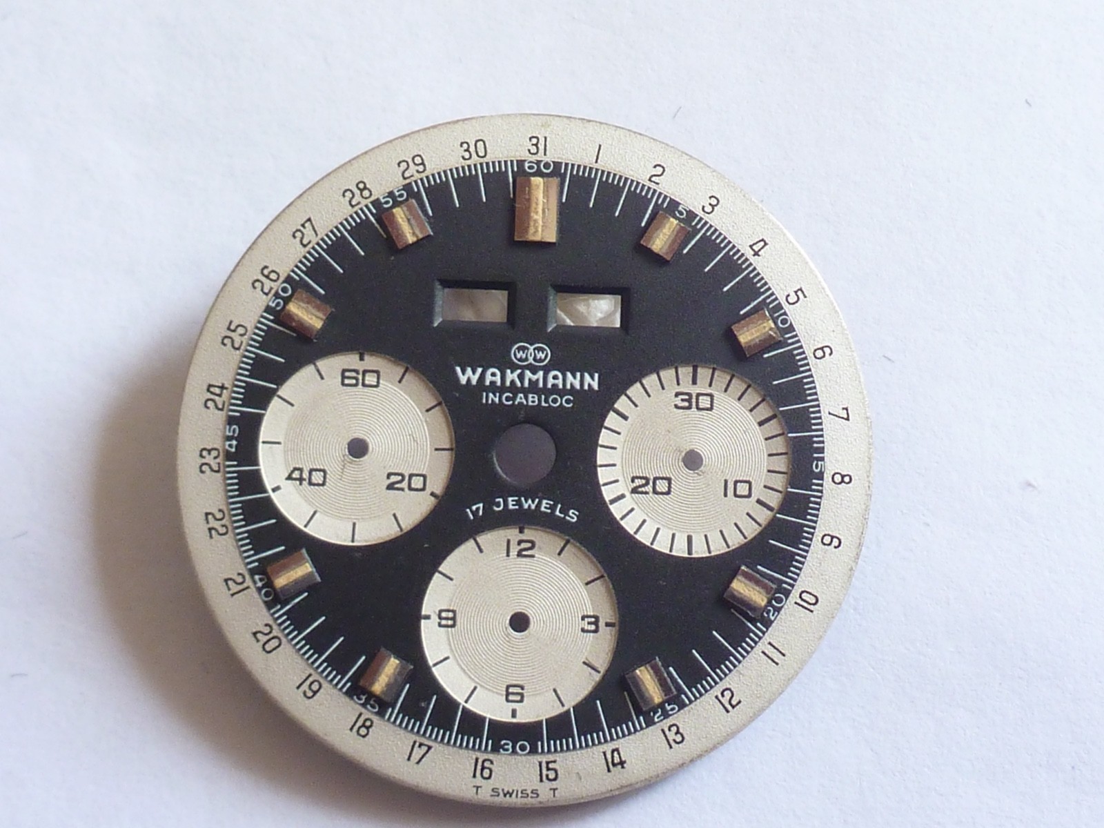 Vintage Wakmann Triple Date Chronograph Black with Valjoux 72C vintage 32,5mm