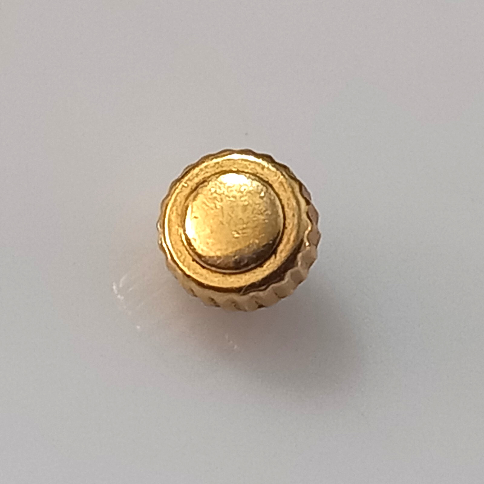 Rare 5.2 mm 18K Bvlgari Crown Stem: 0.9mm Tap 10 Weight: 0.8g