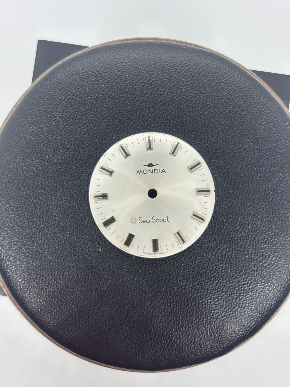Mondia Seascout dial