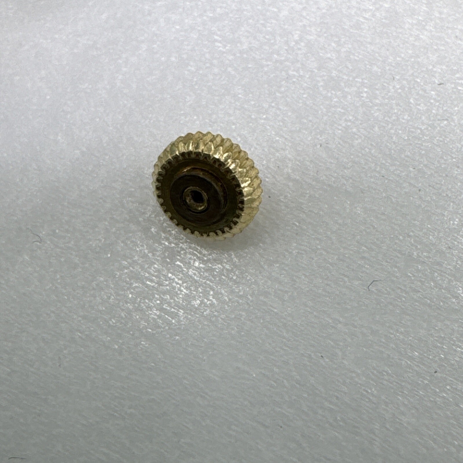 Cartier Red Cabochon 5mm Yellow Crown Manual Wind Dust Proof