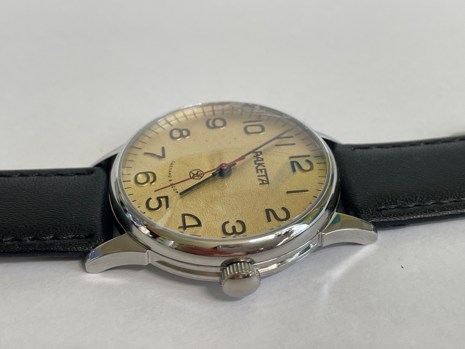 RAKETA 2609 HA mechanism USSR case steel MANS WRISTWATCH NEW marriage
