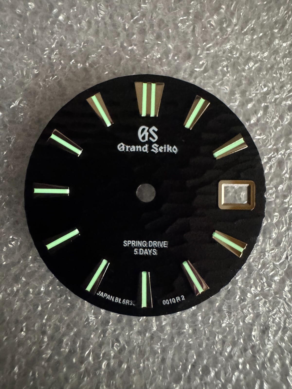 New REPLACEMENT BLACK DATE Dial for 7S26 / NH35 / NH36 / 4R35 / 4R36