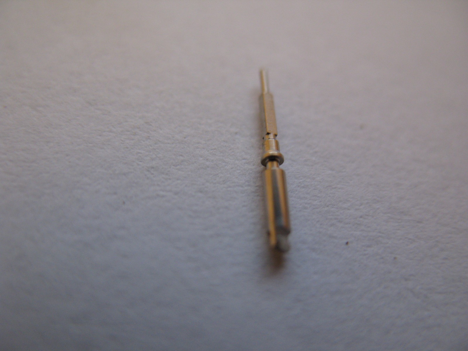 ZENITH 2572,2511,2522,2532,2542,2552,2562 MALE STEM FOR WATERPROOF CASE PART 404