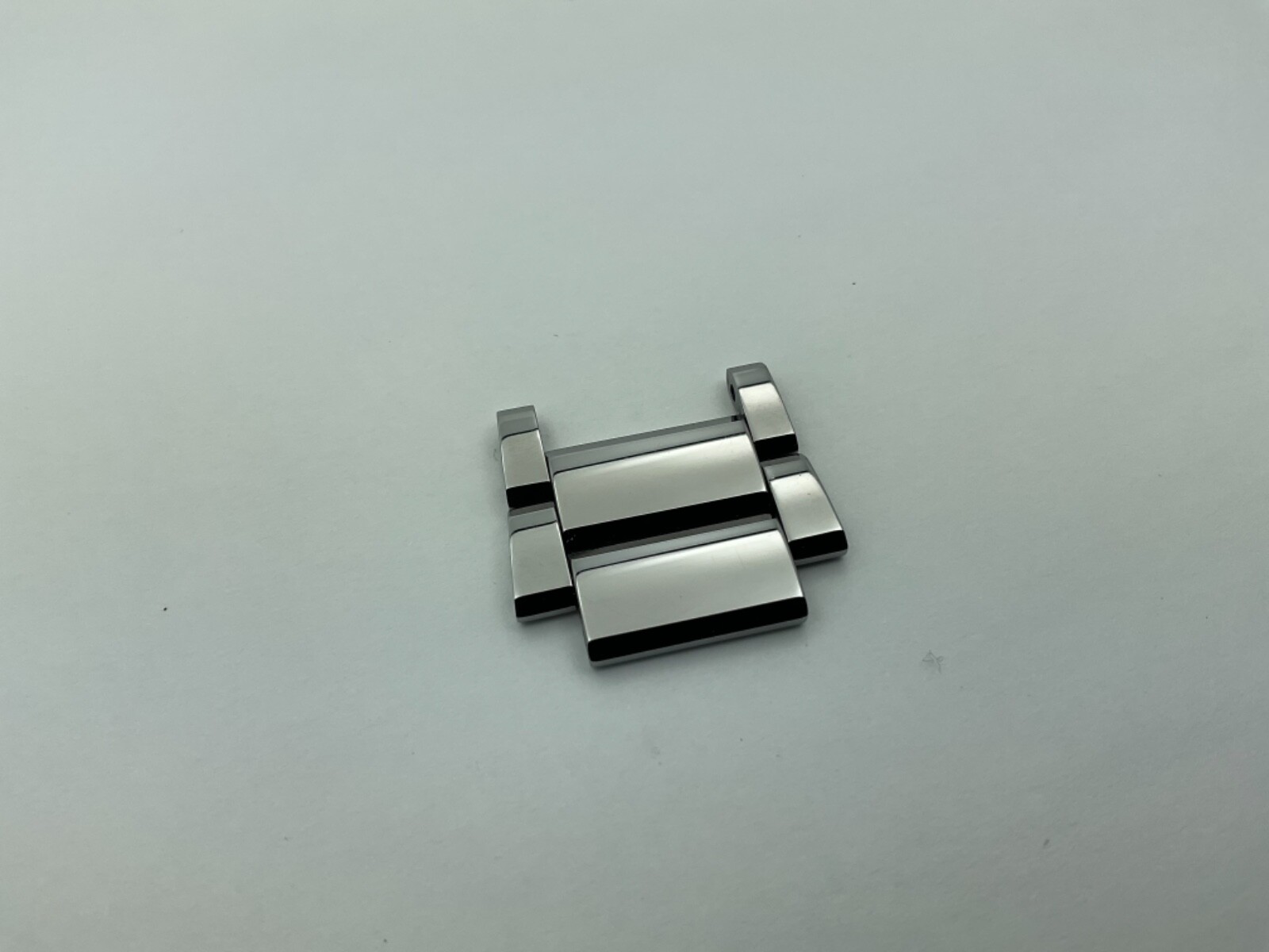 Men’s Movado Tungsten 89 C6 1453 Partial Band 0605621 / 0606499 READ DESCRIPTION