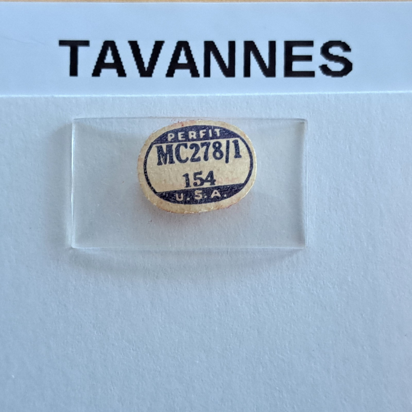 TAVANNES CURVED bottom RECTANGULAR glass WATCH CRYSTAL MX2793 (27.9X15.3MM)