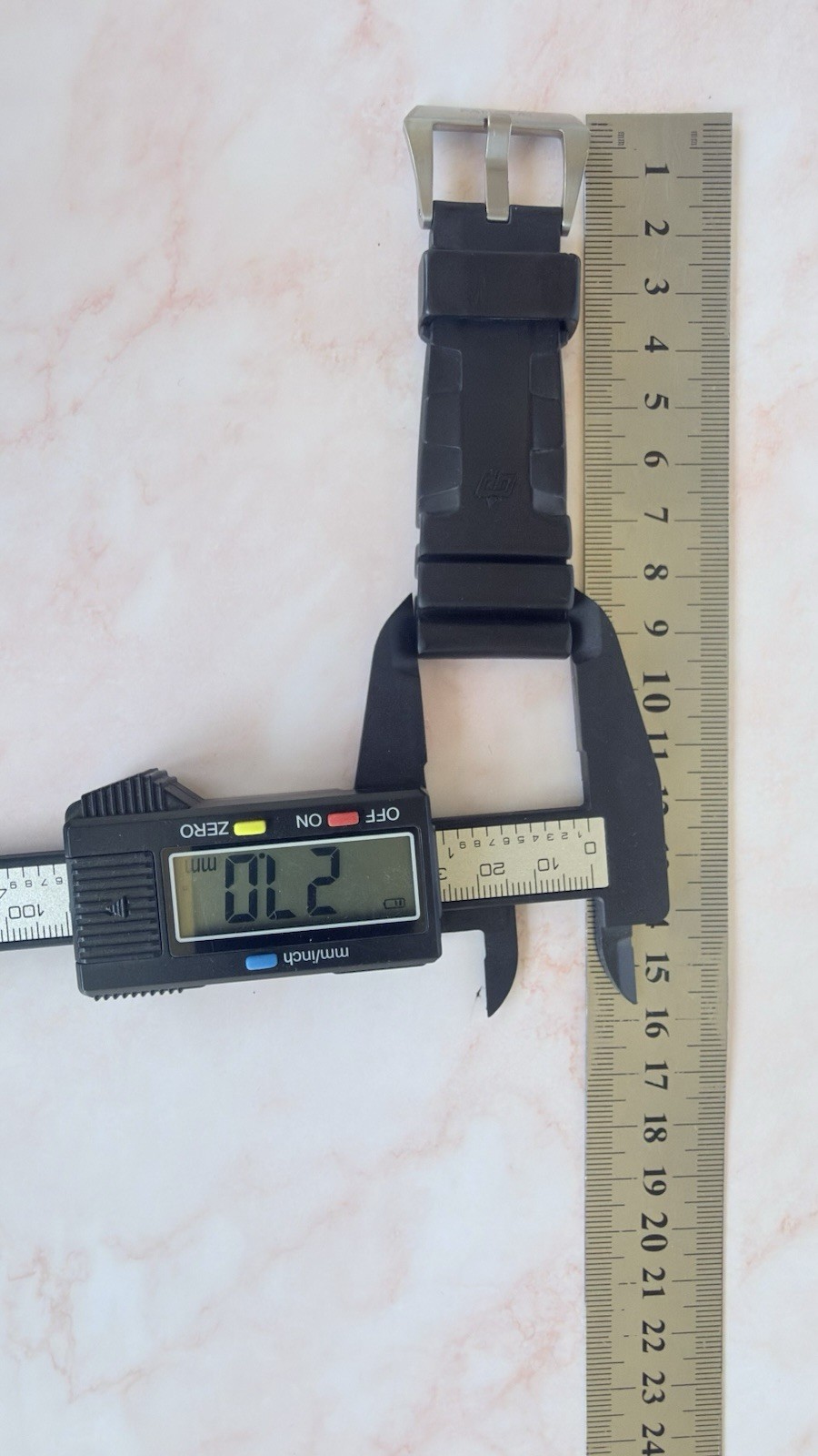 Authentic Factory PANERAI OFFICINE Rubber Caoutchouc Half Strap Buckle Black R3