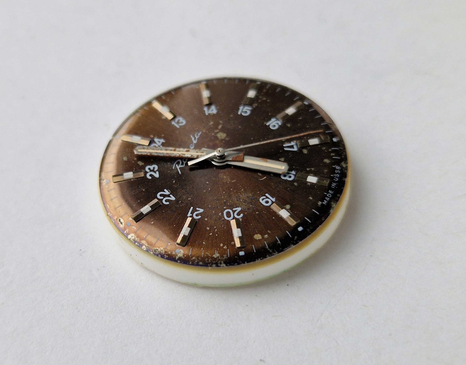 RAKETA Wrist Watch Movement. 19 Jewels. Cal 2609.NP PARTS REPAIR