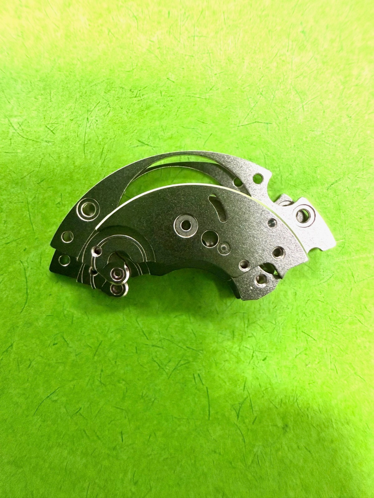 Sellita SW1000, SW1000.1 Part 105 Barrel Bridge Jewelled Nickel Genuine New