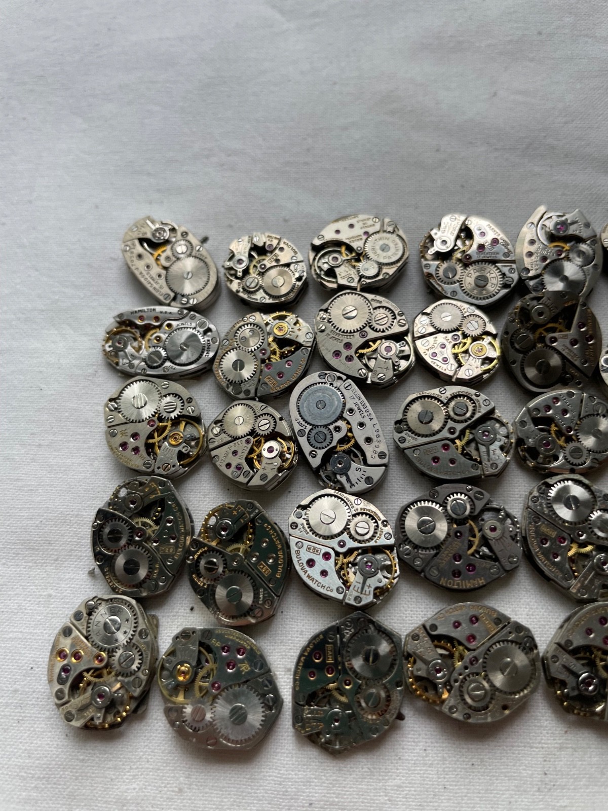 40 movement for USA ladies watches AS IS – Elgin Bulova Waltham Gruen etc.
