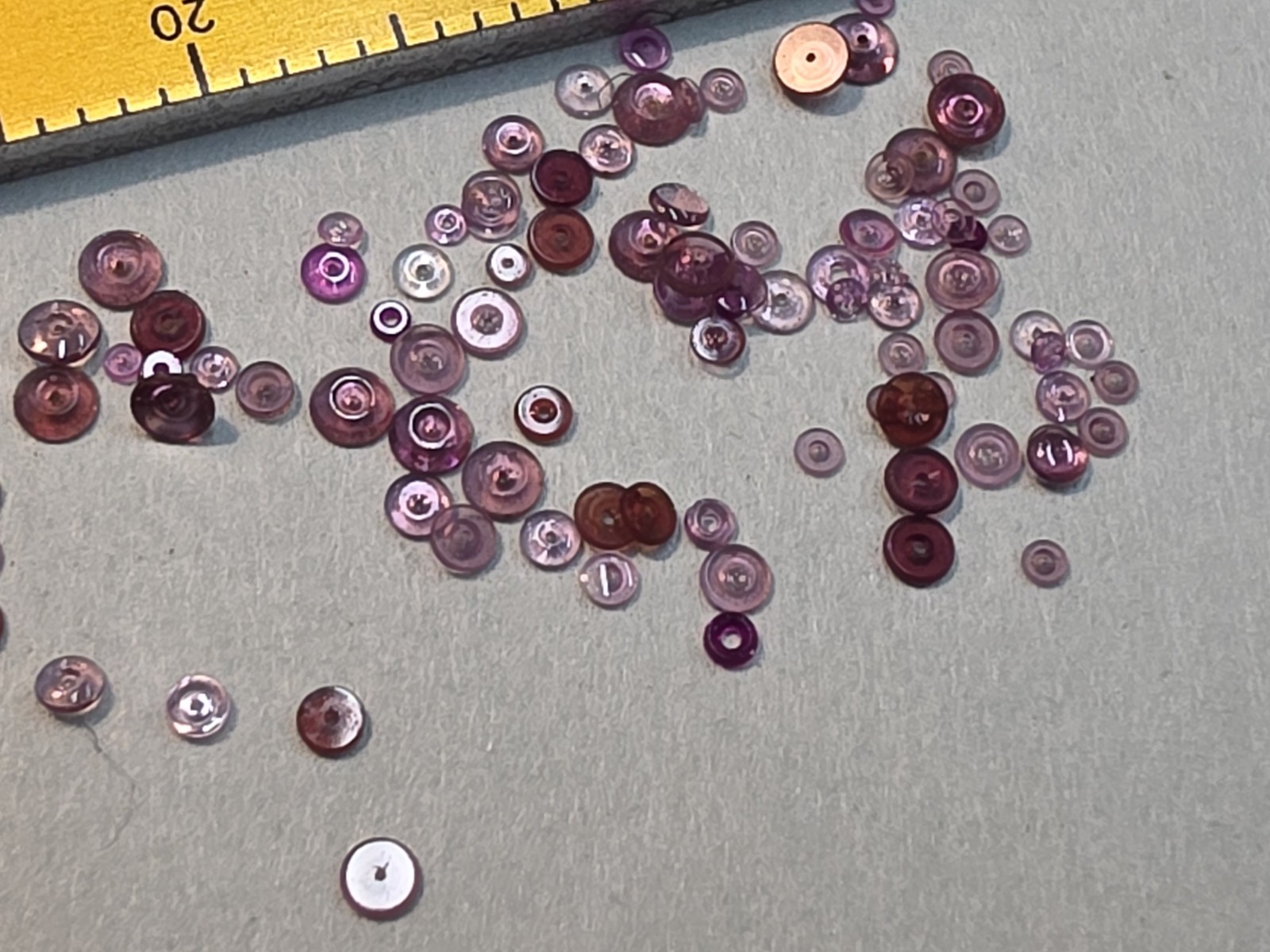 Lot Of 100 Mixed Pocket Watch Or Wristwatch Unset Hole Jewels Parts Spares