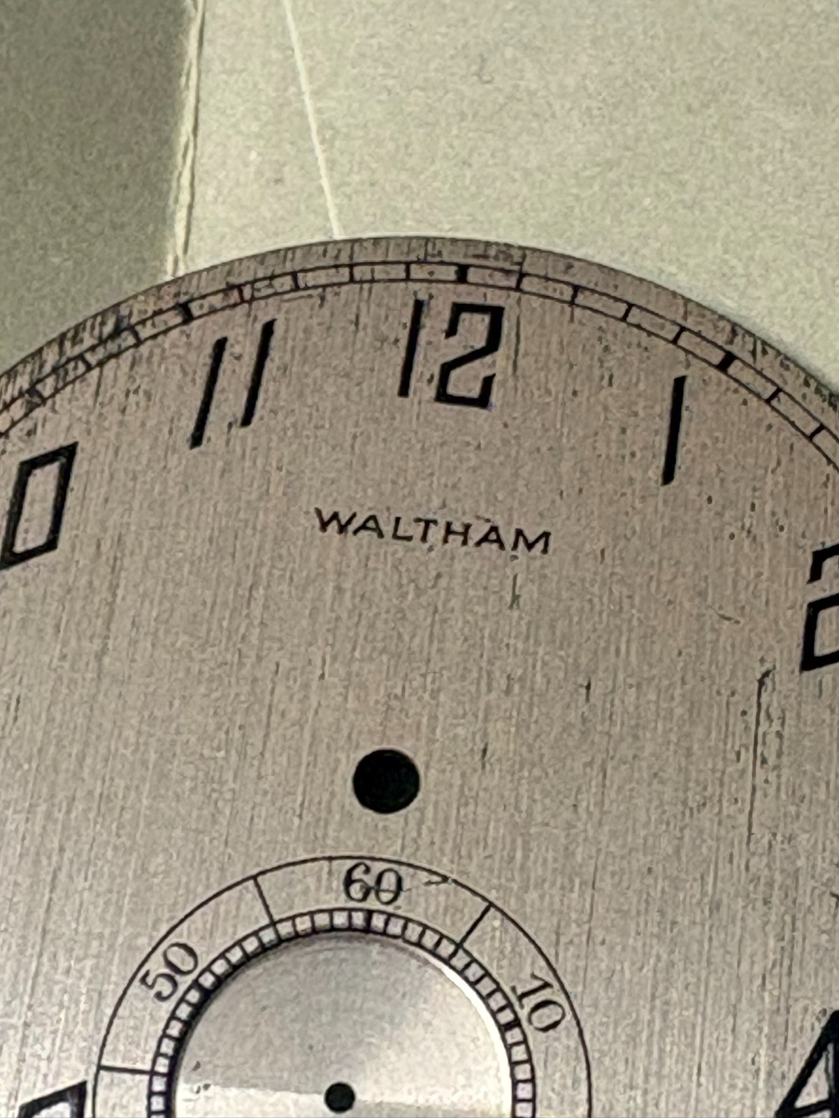 WALTHAM 12 SZ POCKETWATCH SILVER TONE METAL DIAL MODEL 1894 OF-HC —-G 109