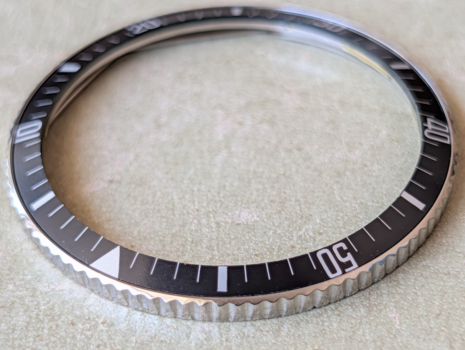 Vintage 1960’s Caravelle Sea Hunter Diver ‘B139’ Bezel/Insert FOR 637 CASES ONLY