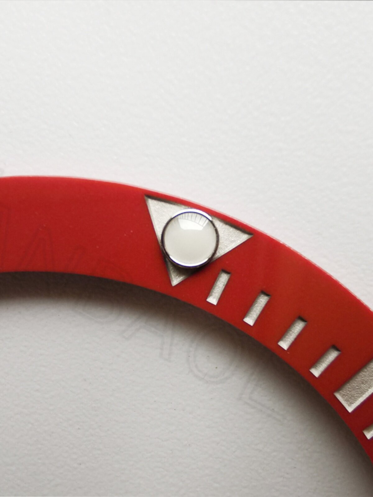 Platinum Filled Red Ceramic Bezel Insert For Submariner Mens Watch 38mmX30.7mm