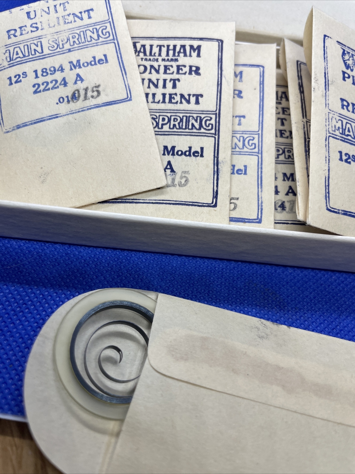 waltham pioneer unit mainsprings 12s 1894 Model 2224 A Box Of 12