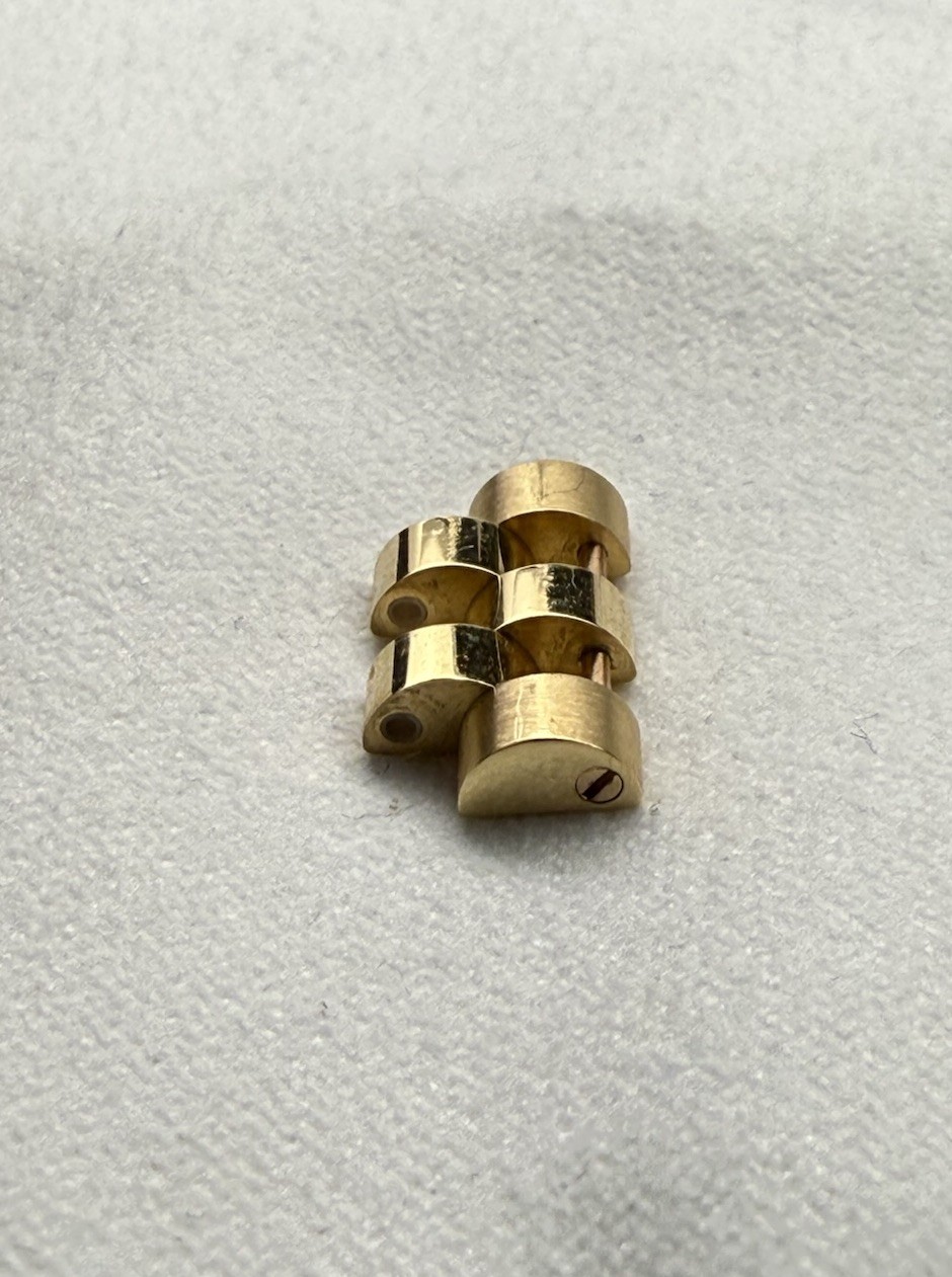 One 18K Yellow Gold Jubilee Link w/ Screw Rolex GMT Master 2 Ref 126718 Genuine