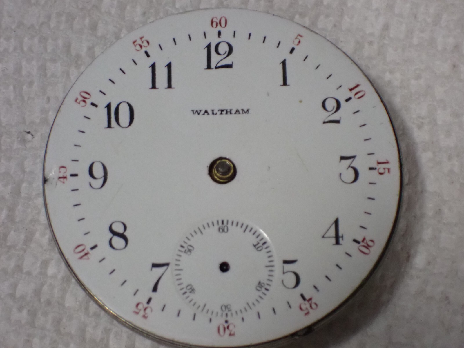 1902 Waltham 15 Jewel No. 820 Manual Wind Pocket Watch Movement good balance