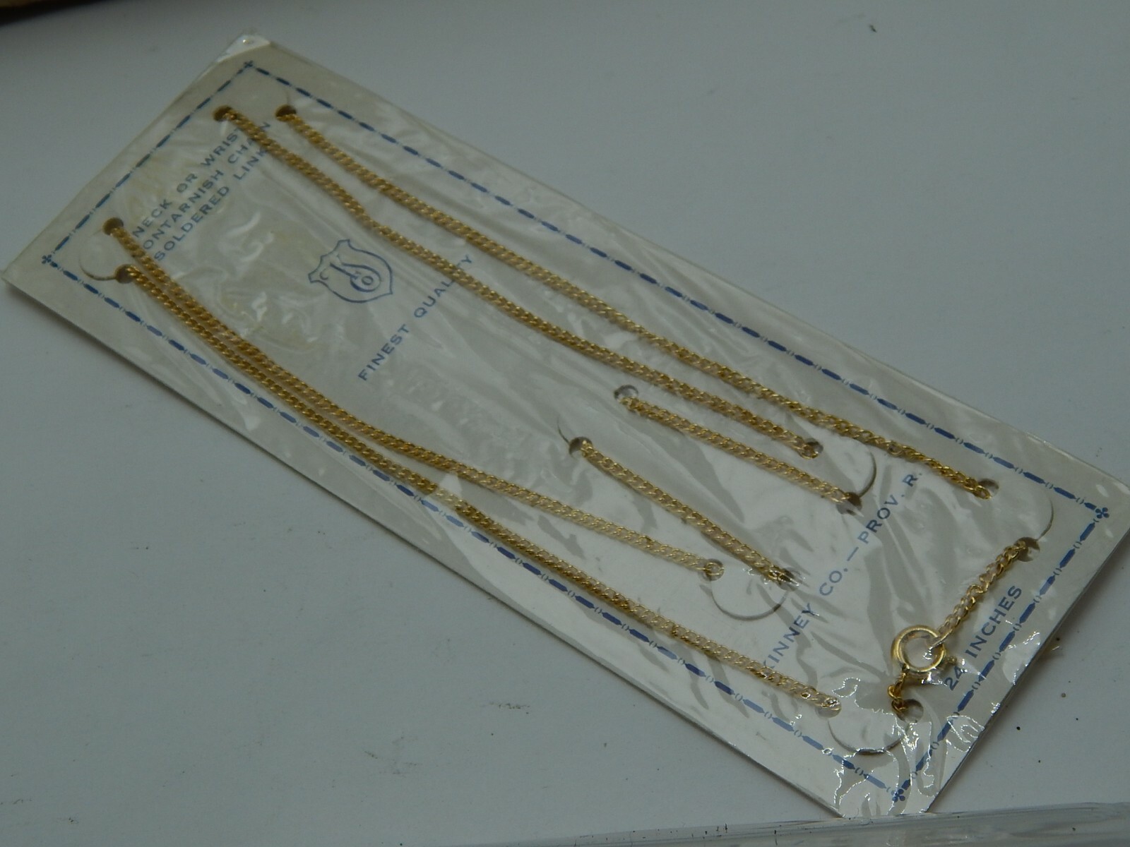 Vintage 1950s Kinney Co KCo Gold Plated 24 inch chain necklace New On Card NOS