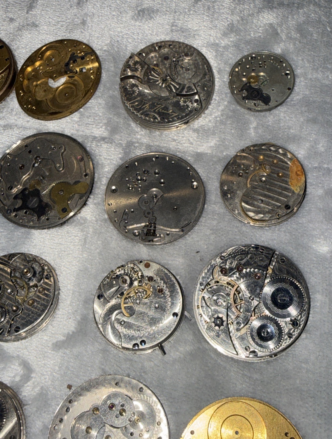 20 Vintage Pocket Watch Movement lot Waltham Howard Admiral Standard Great Parts