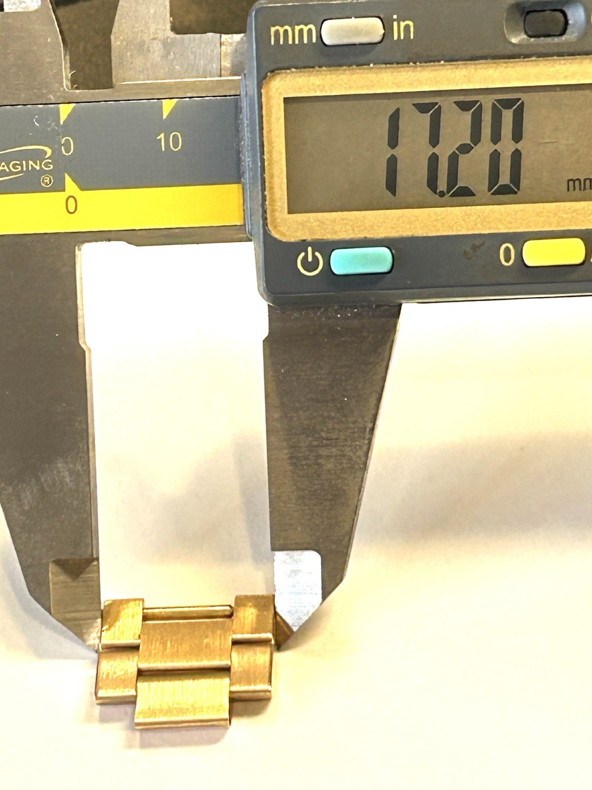 Rolex Presidential Solid 18k Gold Men’s 17mm Links (2) With Screws