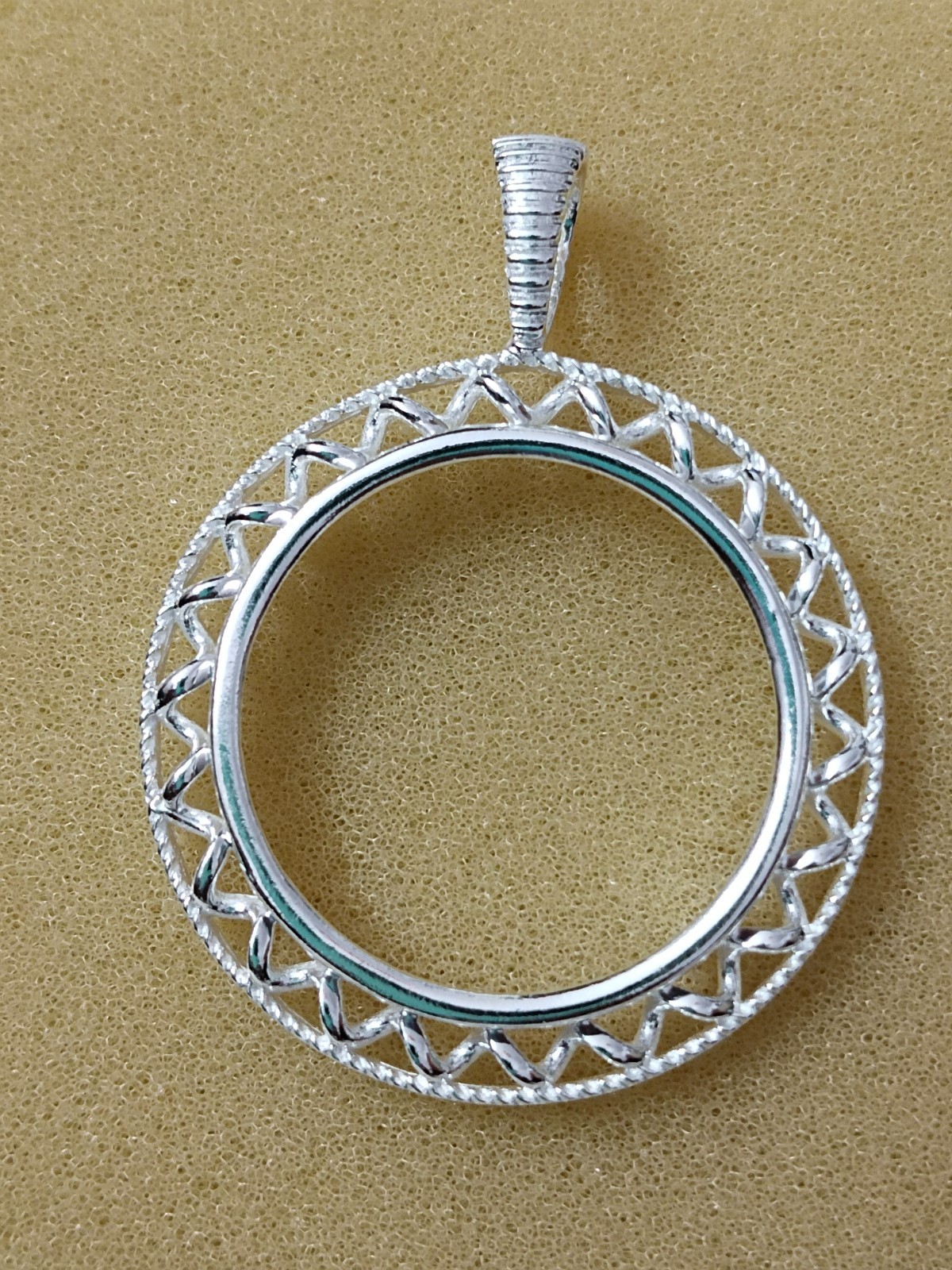 925 Sterling Silver Round Bezel Pendant Blank Bezel holder Coin Connector