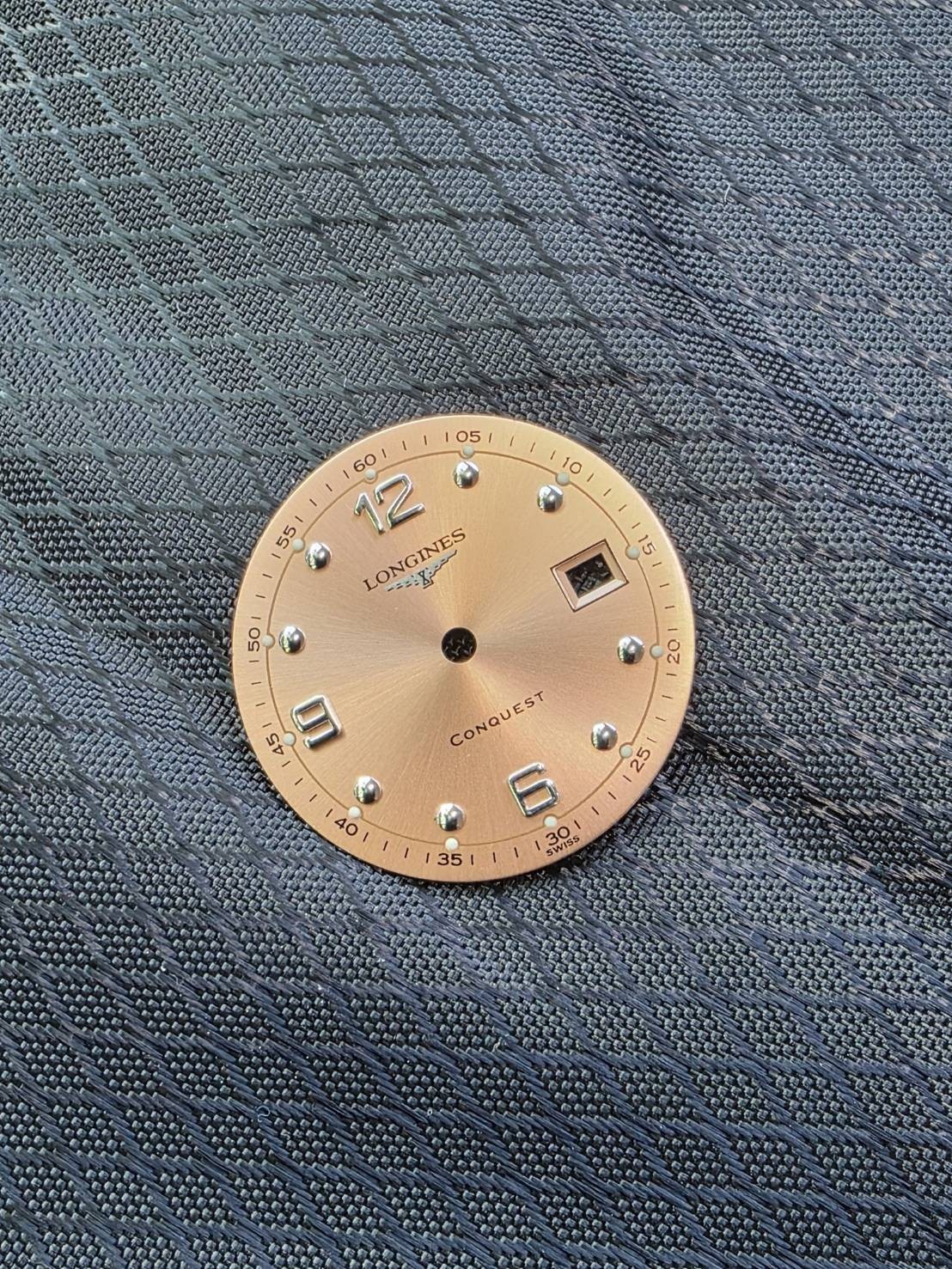Longines Ladies Conquest Quartz Bright Copper Dials 22.5 mm ( New Old Stock)