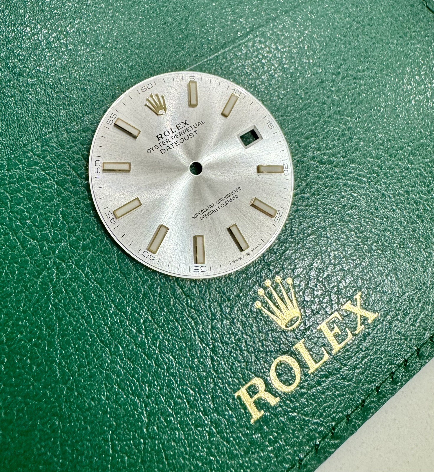 100% Original Rolex DateJust 41 Silver Dial Two Tone Gold 126333 126303 *MINT