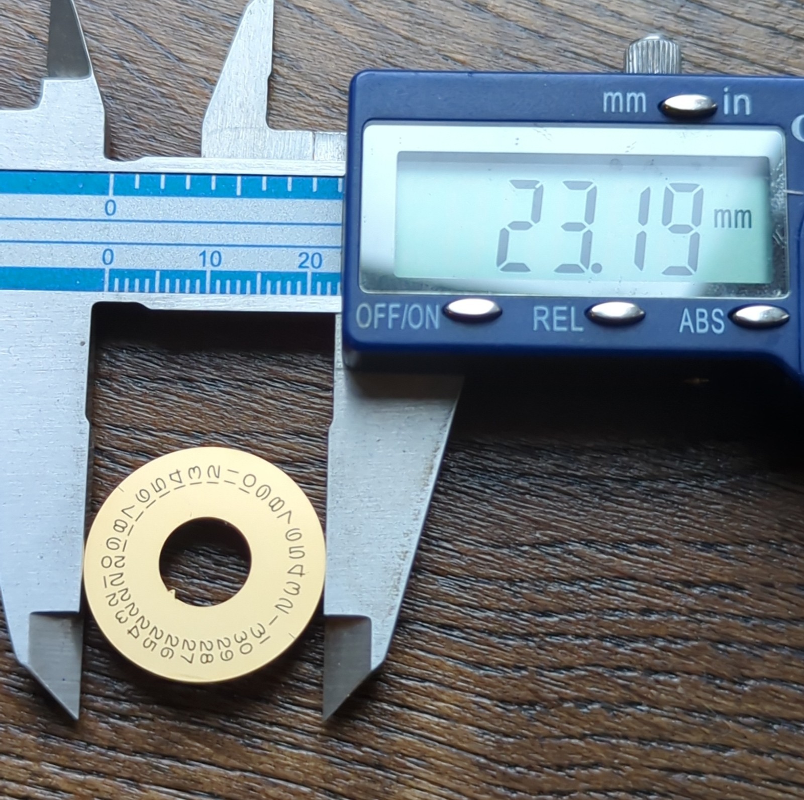 Rolex Day-Date Date Disc for 3055 Movement fits 18038 Gold Champagne (T55)