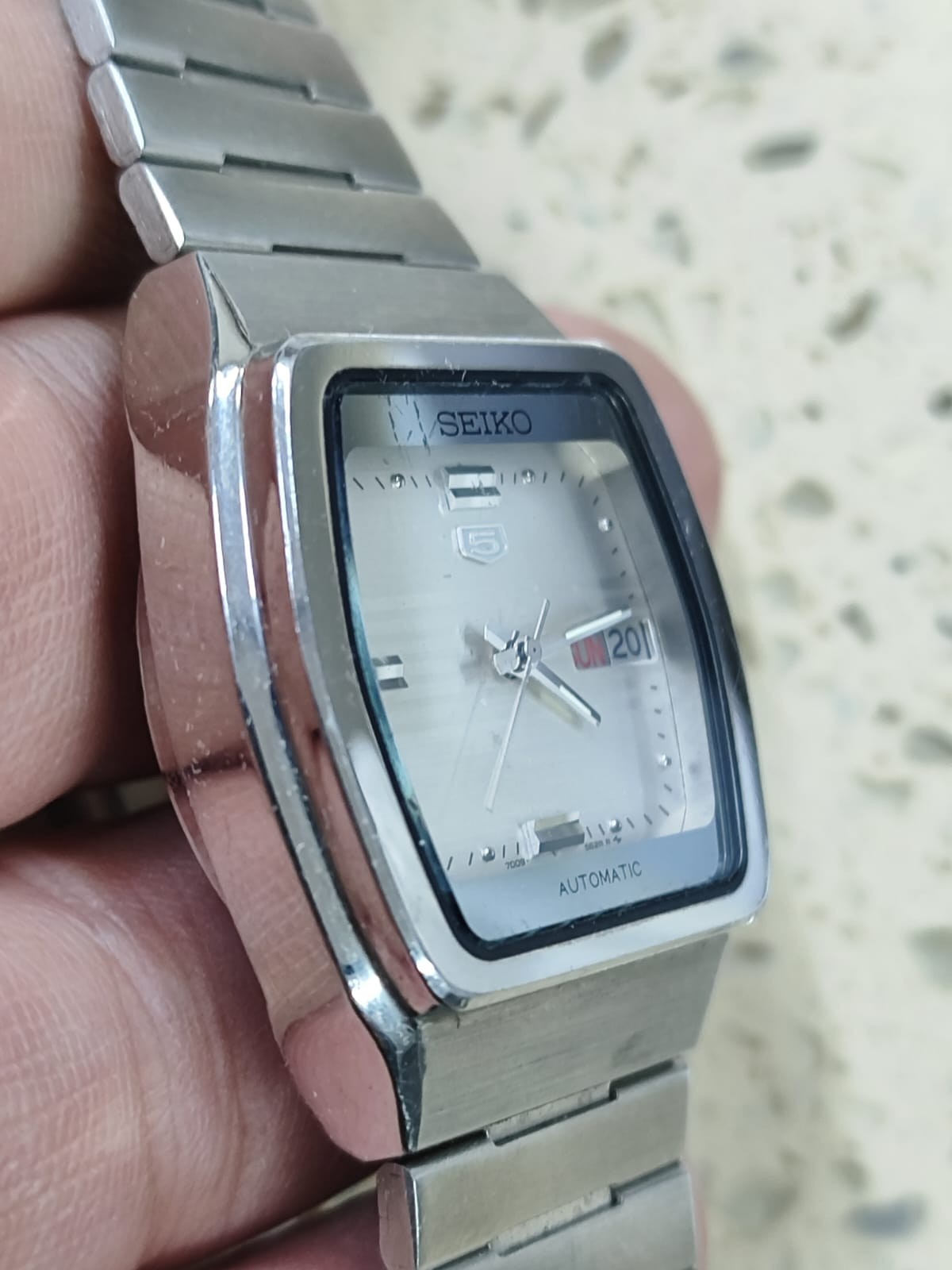 1982s – Seiko NOS Rare Vintage Seiko 5 Automatic 7009-5450 Silver Dial Working