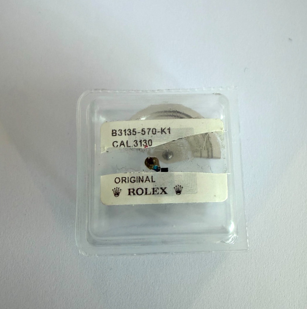 GENUINE Authentic Rolex 3135 570 Oscillating Weight ( Rotor ) New Sealed