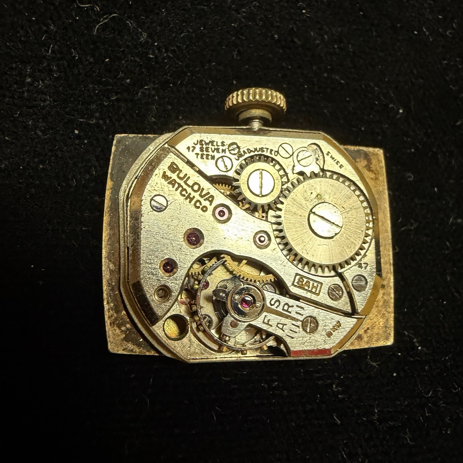 BULOVA CAL. 8AH 17j WRIST WATCH MOVEMENT FOR PARTS OR REPAIR