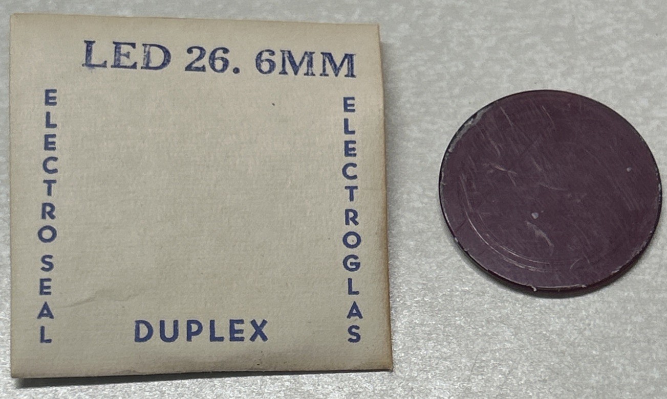 Vintage Glasflex Corp. Electroglas Electroseal LED 26.6MM Red Watch Crystal NOS