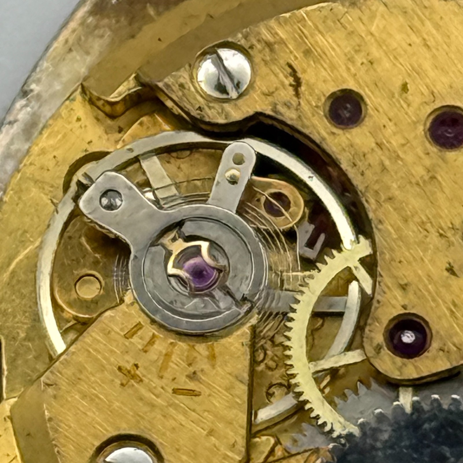 Peseux 7056 Watch Movement Rotary 17 Jewels Incabloc Date Manual Wind Parts 26mm